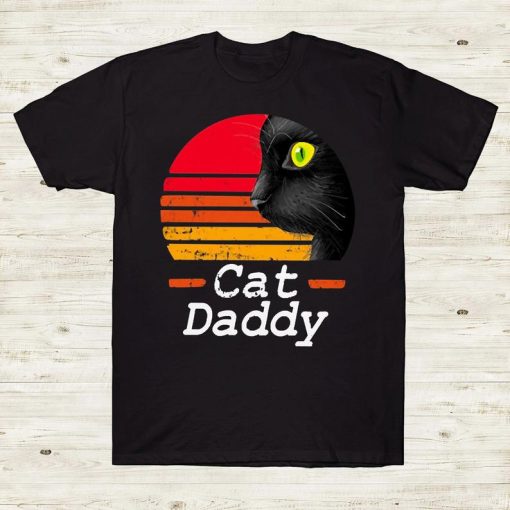 Cat Daddy Vintage Style Black Cat Pet Lover Gift Tshirt
