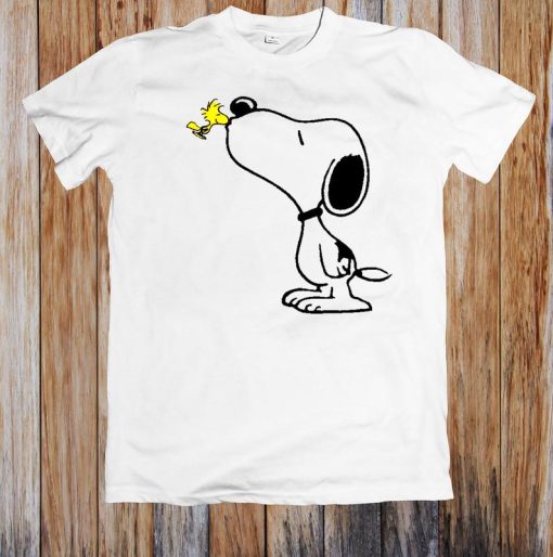 Snoopy Kissing Peanuts Funny Unisex T Shirt