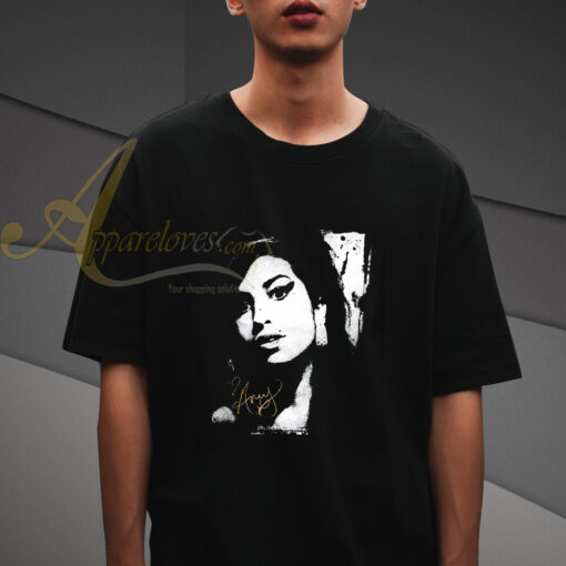 Amy Winehouse T-Shirt