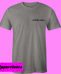 california pocket font T Shirt